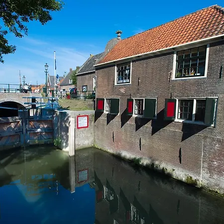 Waterland Achterhuis *